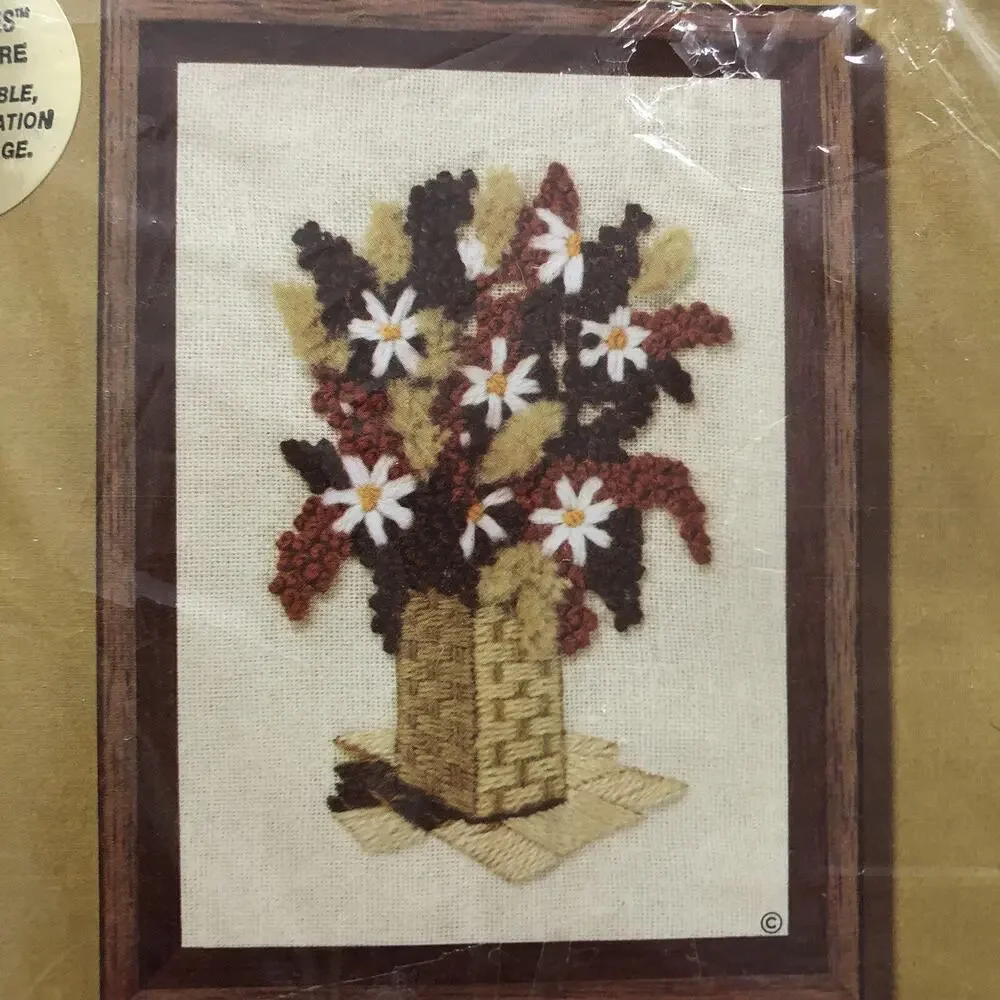 Daisy Embroidery Kit Fall Bouquet #287 Jiffy Stitchery Stamped Crewel Vintage